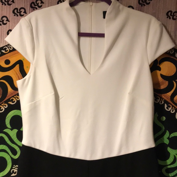 beautiful Jumpsuit blackberry and white - Picture 3 of 3